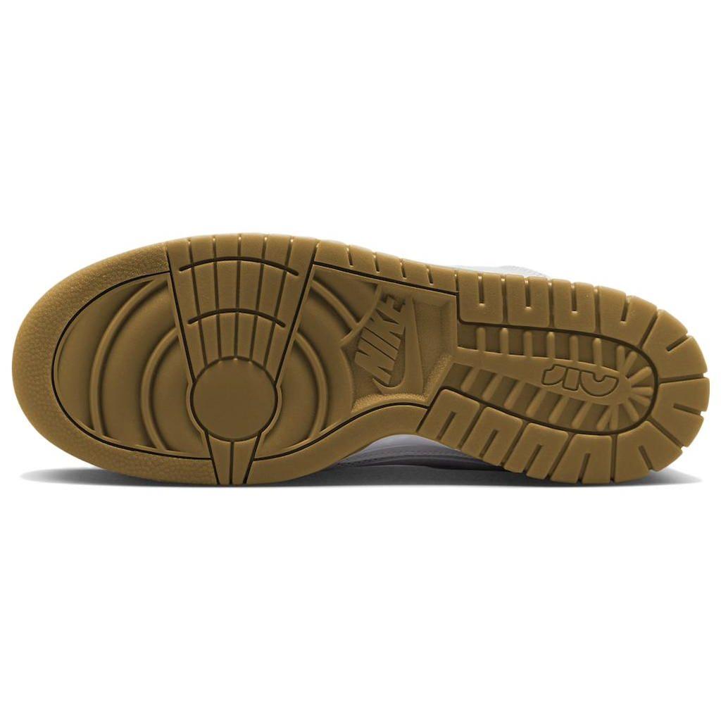 Nike Jumbo Olive