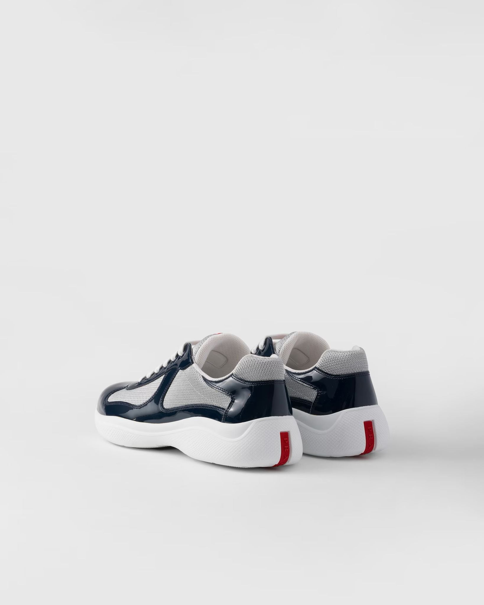 sneakers bleu marine dos