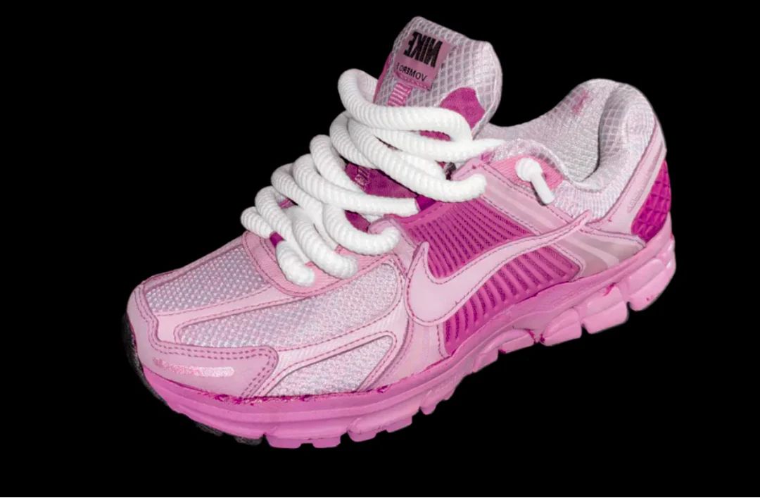 sneakers rose angle