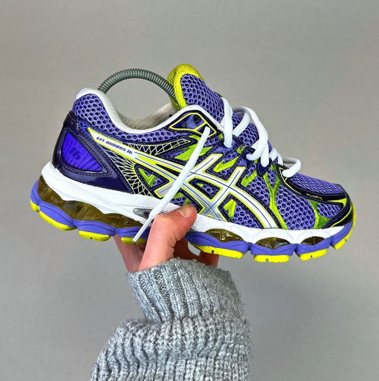 sneakers 6-1