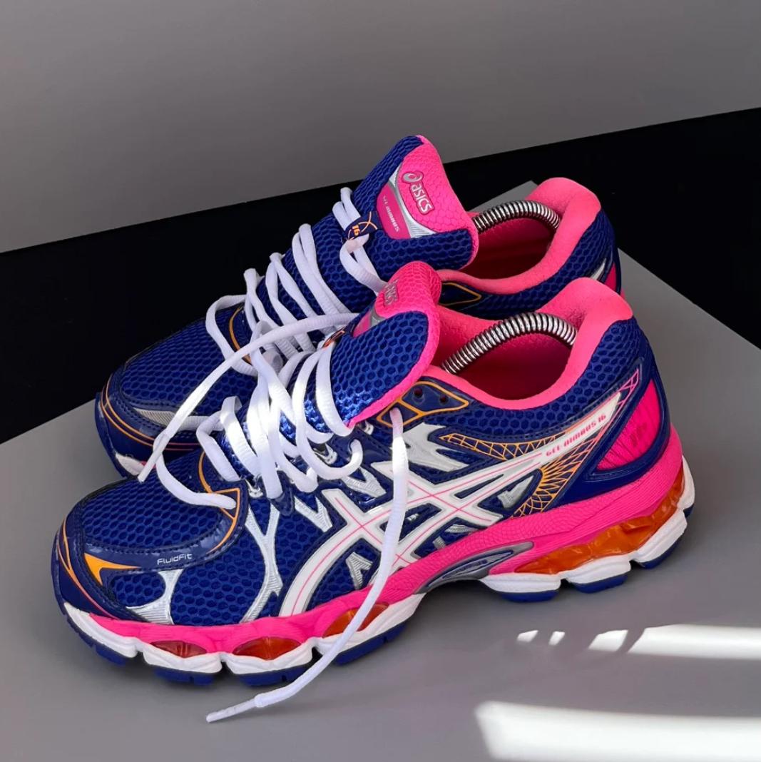 sneakers 8-1