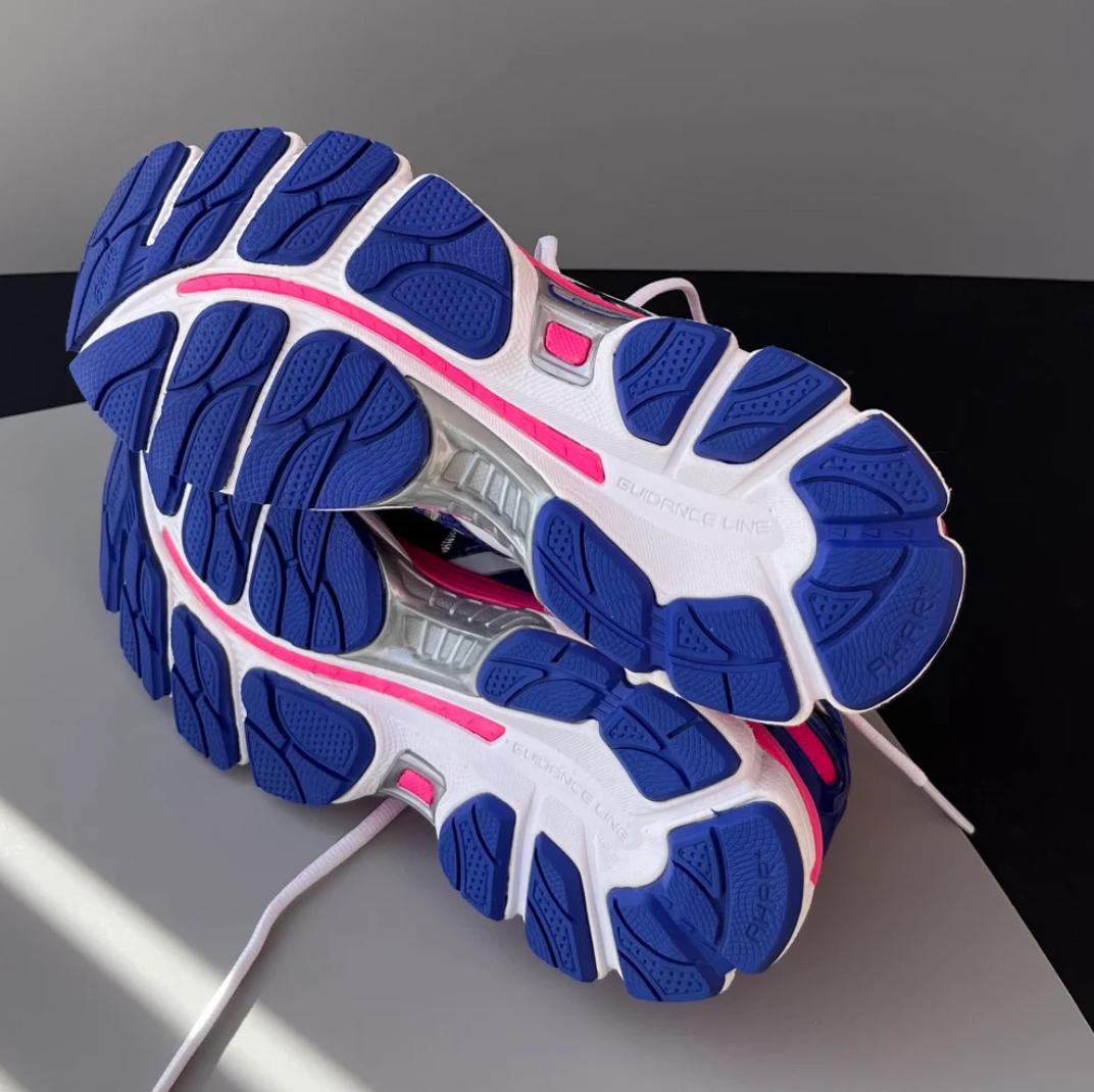 sneakers 8-4