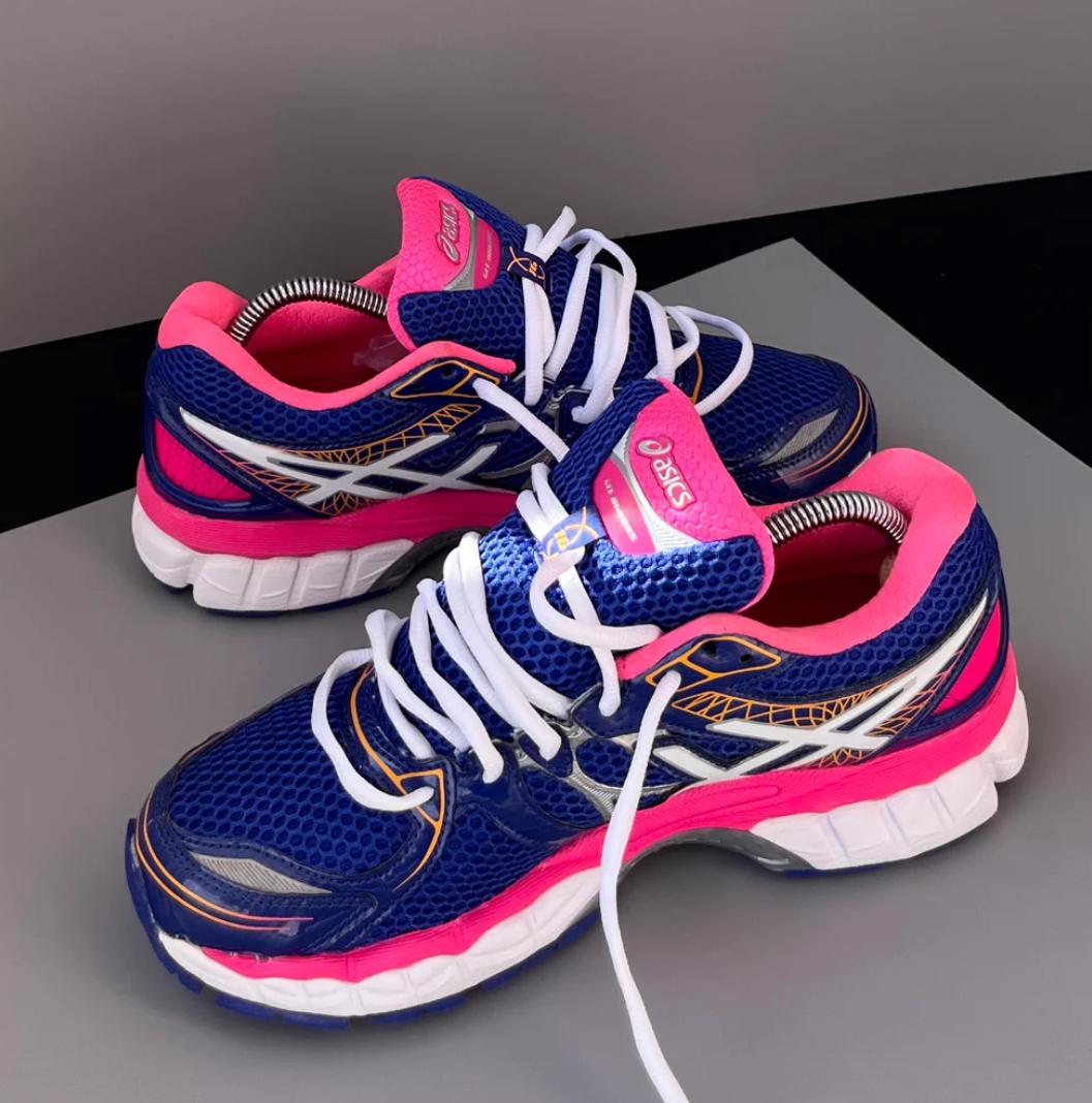sneakers 8-5